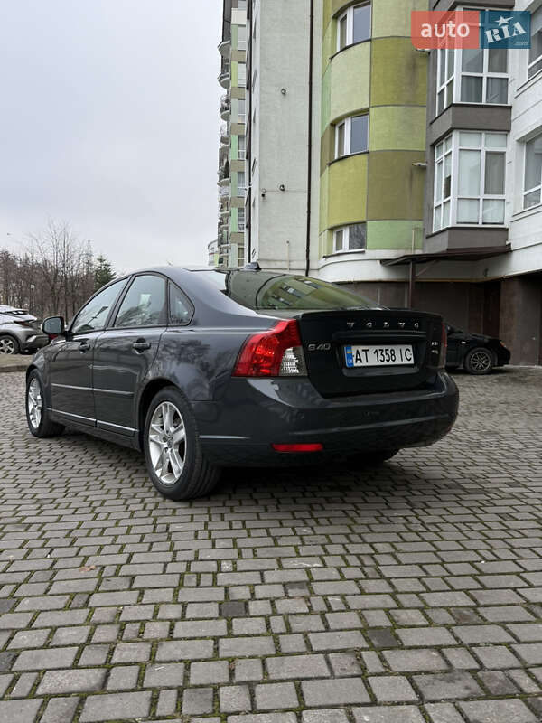 Седан Volvo S40 2010 в Івано-Франківську
