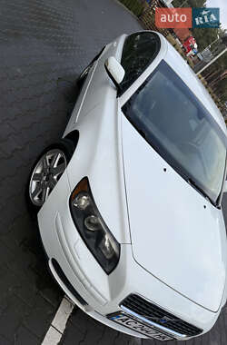 Седан Volvo S40 2009 в Маневичах