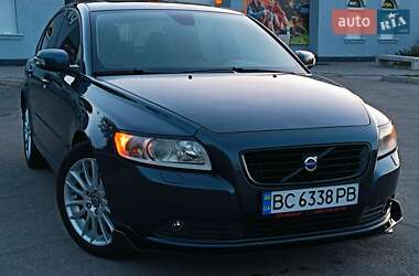 Седан Volvo S40 2009 в Умани