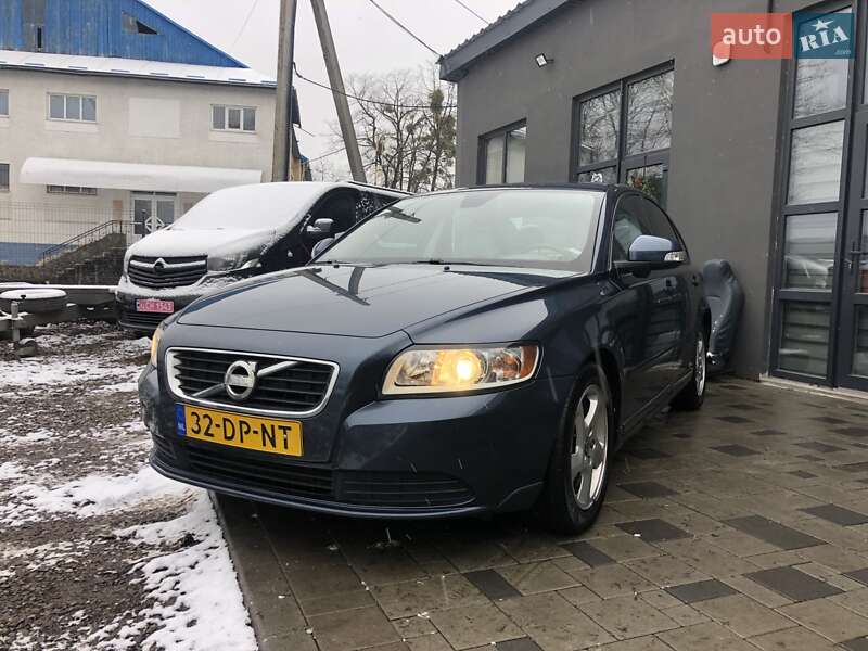 Седан Volvo S40 2011 в Івано-Франківську