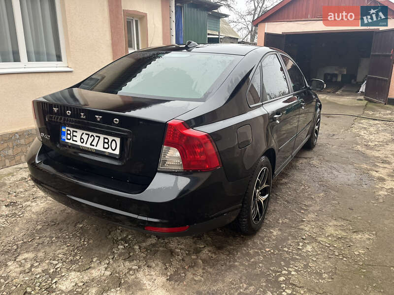 Седан Volvo S40 2008 в Южноукраїнську