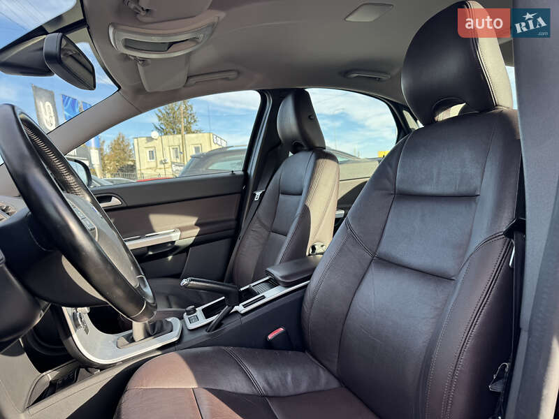 Седан Volvo S40 2011 в Стрию фото 47 Седан Volvo S40 2011 в Стрию