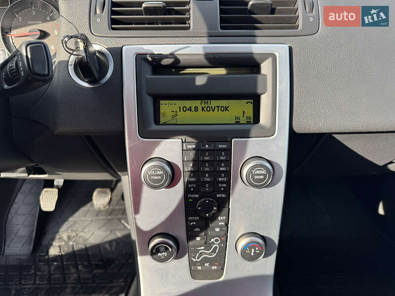 Седан Volvo S40 2011 в Стрию фото 57 Седан Volvo S40 2011 в Стрию