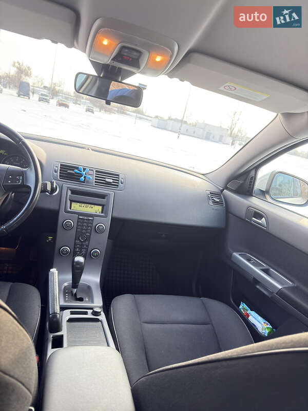 Седан Volvo S40 2012 в Киеве