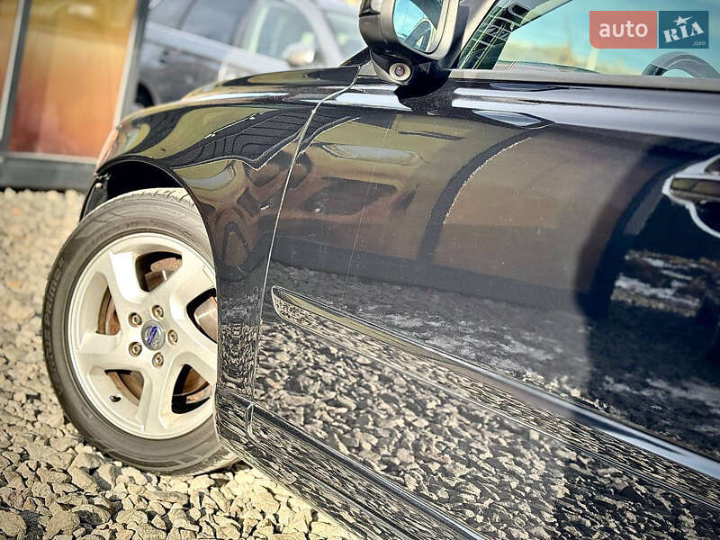 Седан Volvo S40 2011 в Стрые