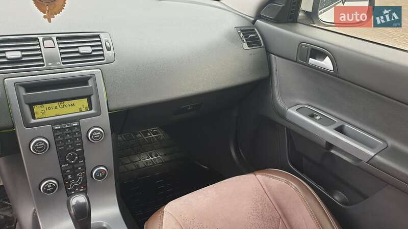 Седан Volvo S40 2011 в Хмельницькому