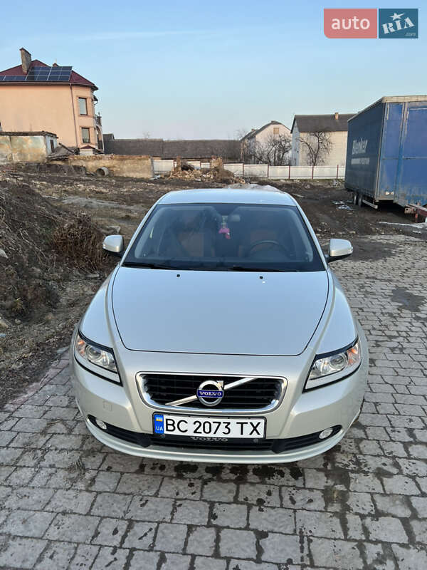 Седан Volvo S40 2012 в Миколаєві