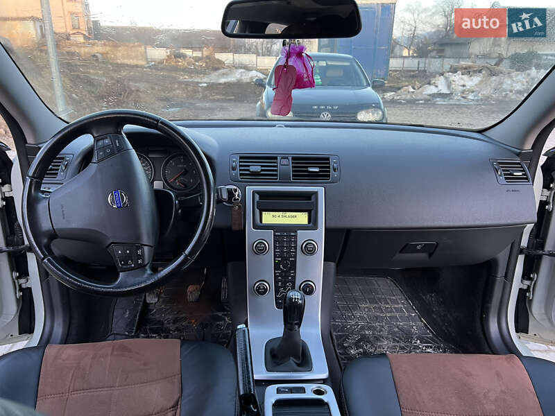 Седан Volvo S40 2012 в Миколаєві