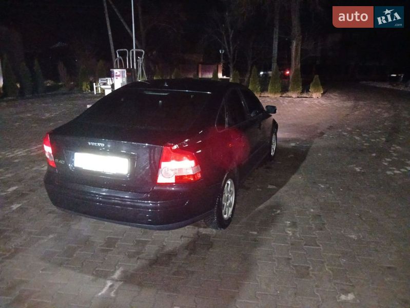 Седан Volvo S40 2004 в Кривому Розі