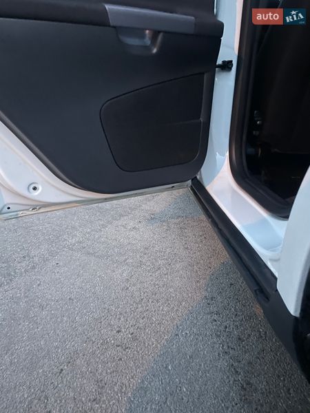 Седан Volvo S40 2008 в Киеве