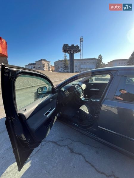 Седан Volvo S40 2010 в Шепетовке