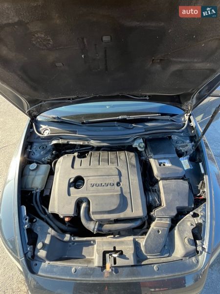 Седан Volvo S40 2010 в Шепетовке