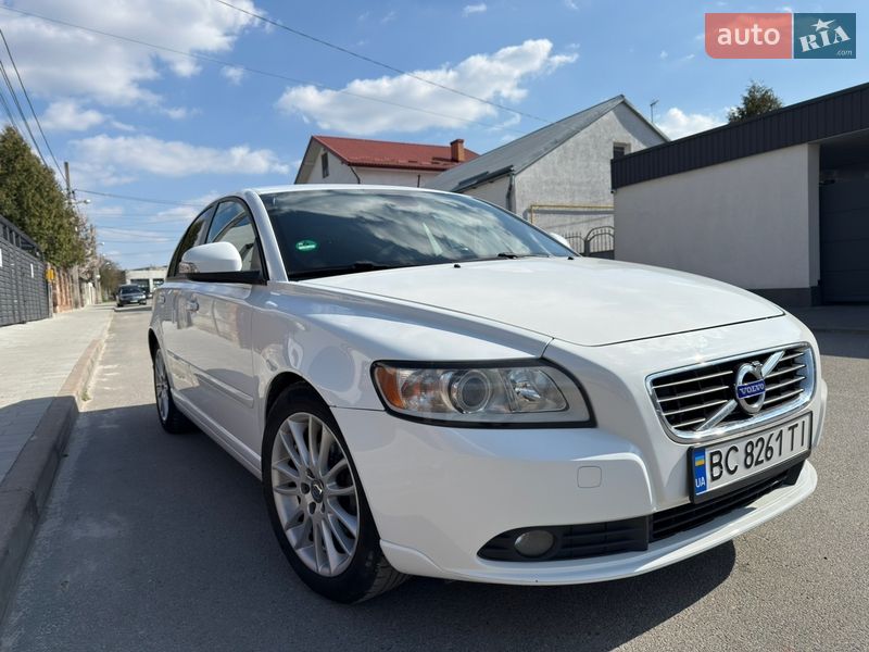 Volvo S40 2010