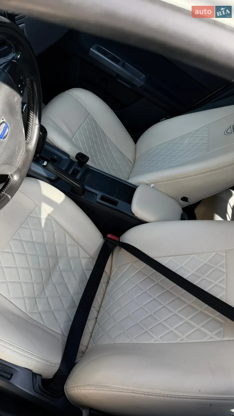 2011 Volvo S40 - мініатюра 8