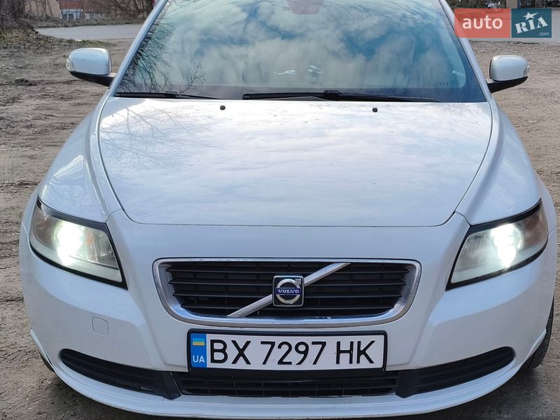 Седан Volvo S40 2010 в Хмельницькому фото Седан Volvo S40 2010 в Хмельницькому