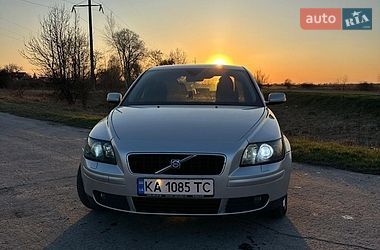 Седан Volvo S40 2006 в Києві