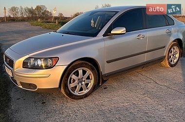 Седан Volvo S40 2006 в Киеве