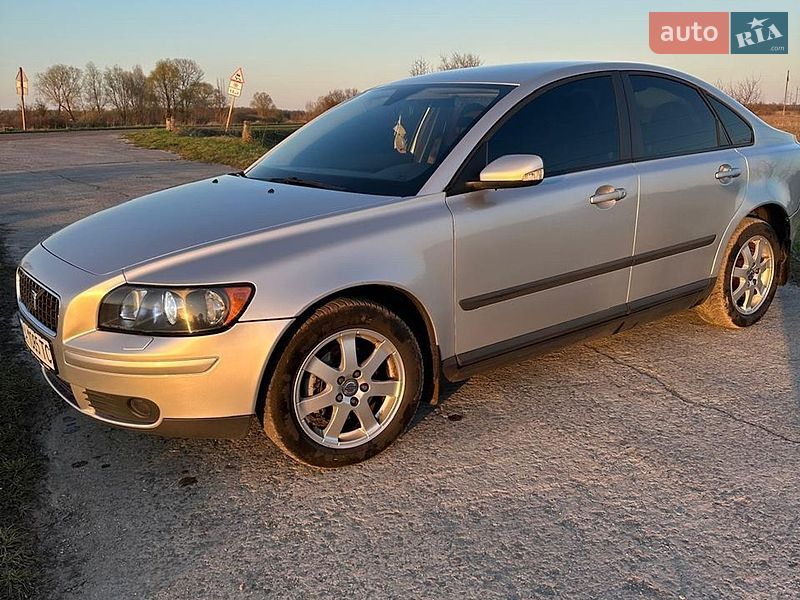 Седан Volvo S40 2006 в Киеве