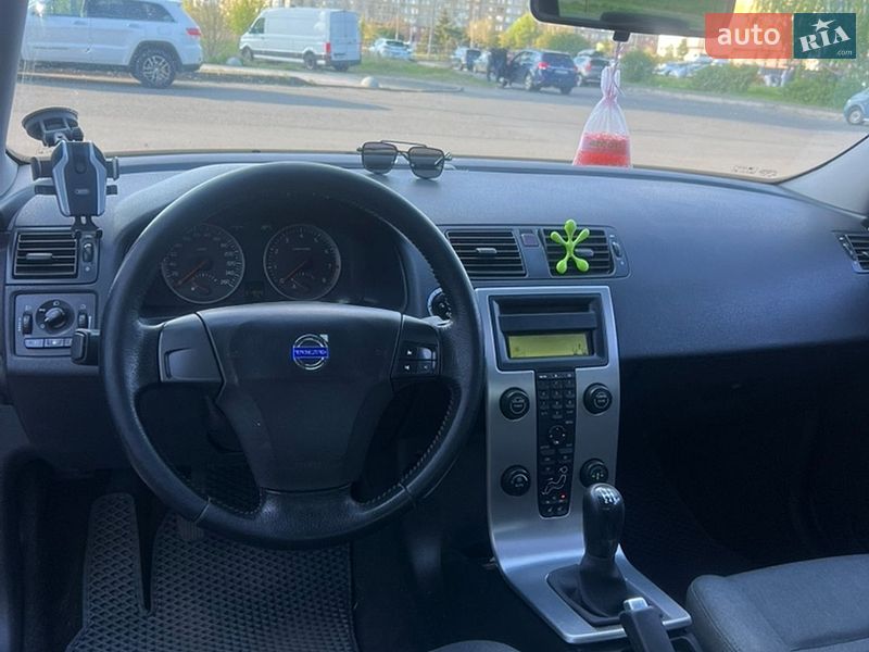 Седан Volvo S40 2006 в Киеве