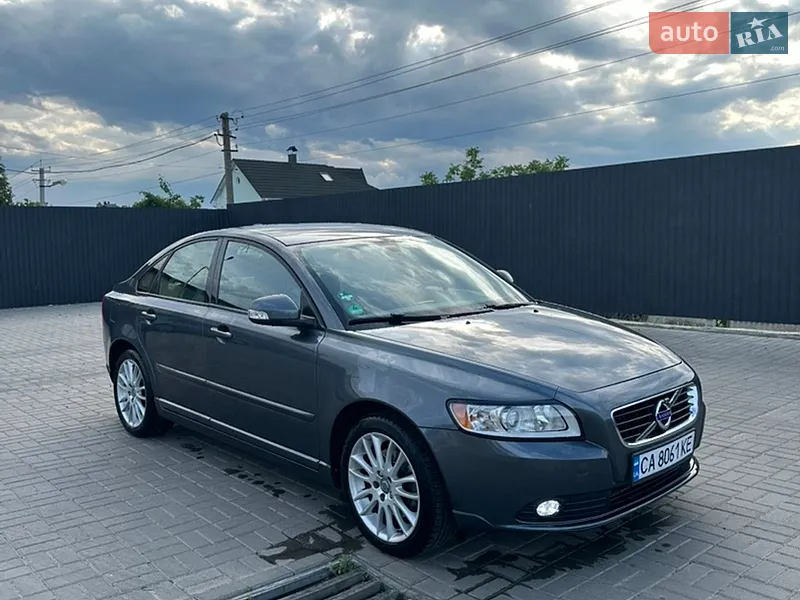 Volvo S40 2011