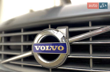 Седан Volvo S60 Cross Country 2017 в 