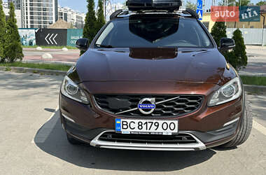 Седан Volvo S60 Cross Country 2016 в 