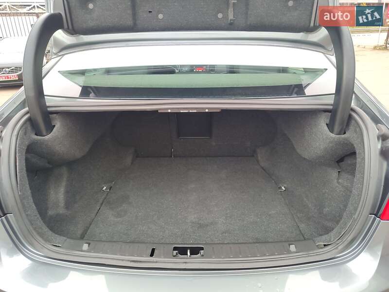Седан Volvo S60 Cross Country 2017 в Києві