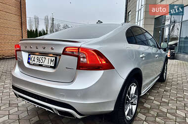 Седан Volvo S60 Cross Country 2017 в Києві