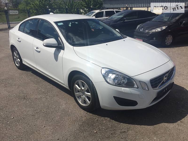 Седан Volvo S60 2011 в Днепре