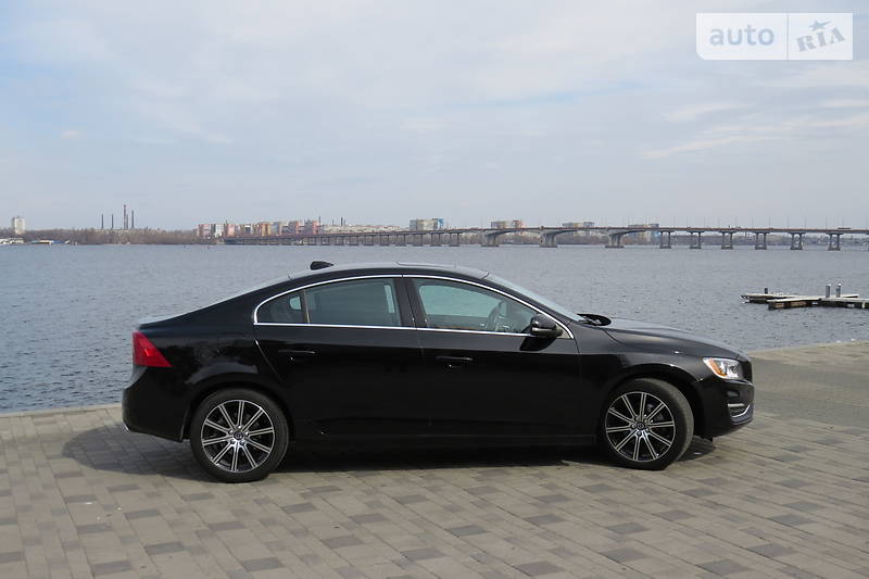 Седан Volvo S60 2017 в Дніпрі