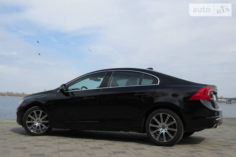 Седан Volvo S60 2017 в Дніпрі