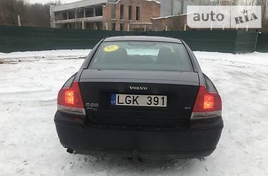 Седан Volvo S60 2004 в Полтаві