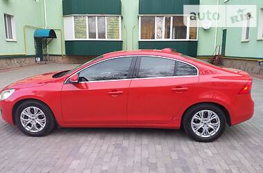 Седан Volvo S60 2011 в Харькове