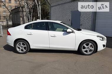 Седан Volvo S60 2012 в Дніпрі