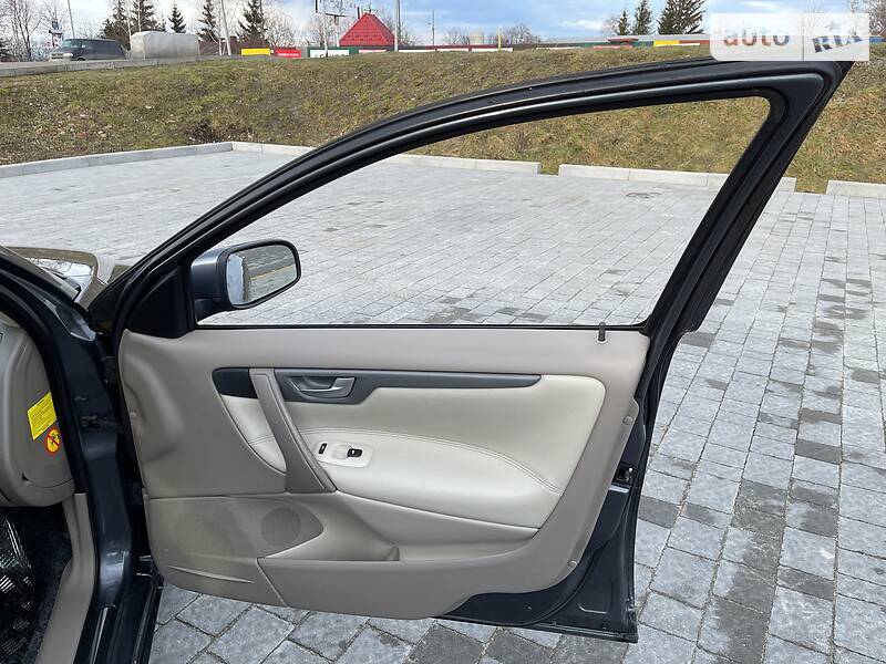 Седан Volvo S60 2005 в Стрые