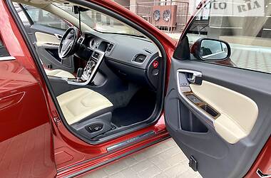 Седан Volvo S60 2012 в Киеве