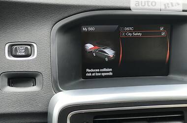 Седан Volvo S60 2011 в 