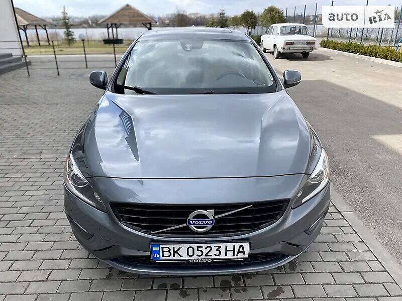 Седан Volvo S60 2016 в Києві