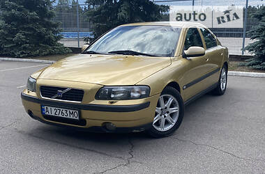 Седан Volvo S60 2001 в Киеве