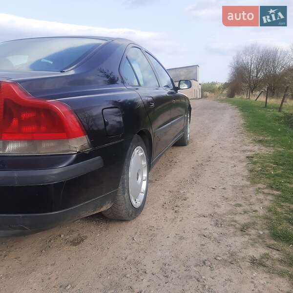 Седан Volvo S60 2003 в Чорткове