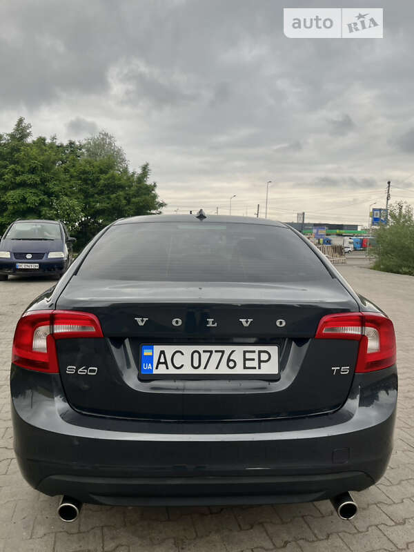 Седан Volvo S60 2013 в Львове фото 3 Седан Volvo S60 2013 в Львове