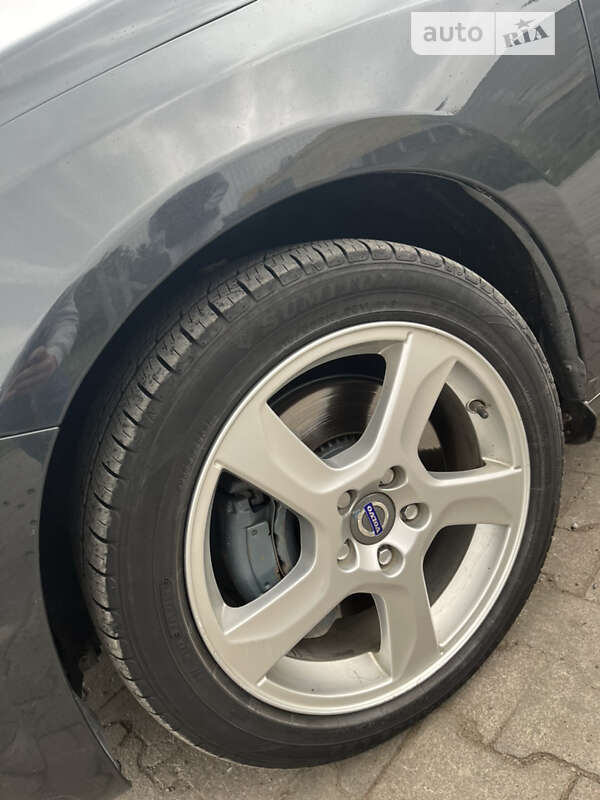 Седан Volvo S60 2013 в Львове фото 6 Седан Volvo S60 2013 в Львове