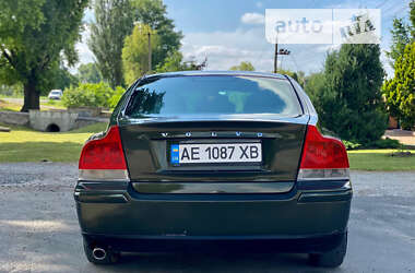 Вольво с60 2005