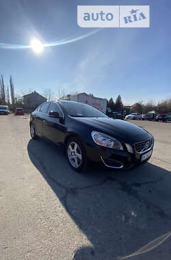 Седан Volvo S60 2012 в Рівному