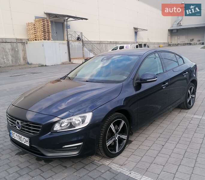 Седан Volvo S60 2014 в Львове