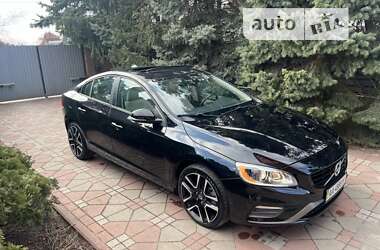 Седан Volvo S60 2016 в Києві