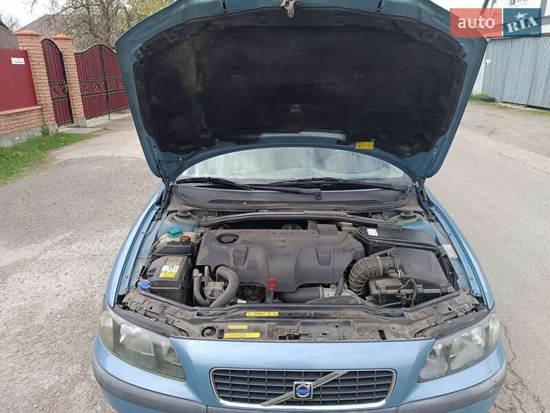 Седан Volvo S60 2003 в Буче