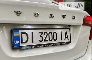 Седан Volvo S60 2013 в Павлограді