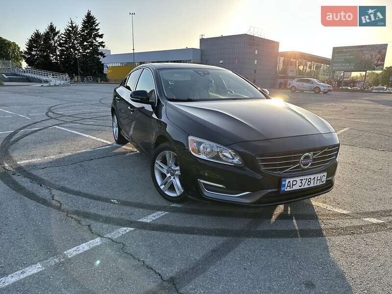 Volvo S60 2014