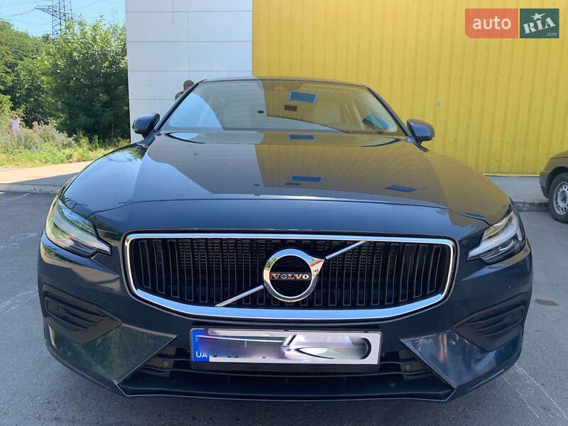 Volvo S60 2019